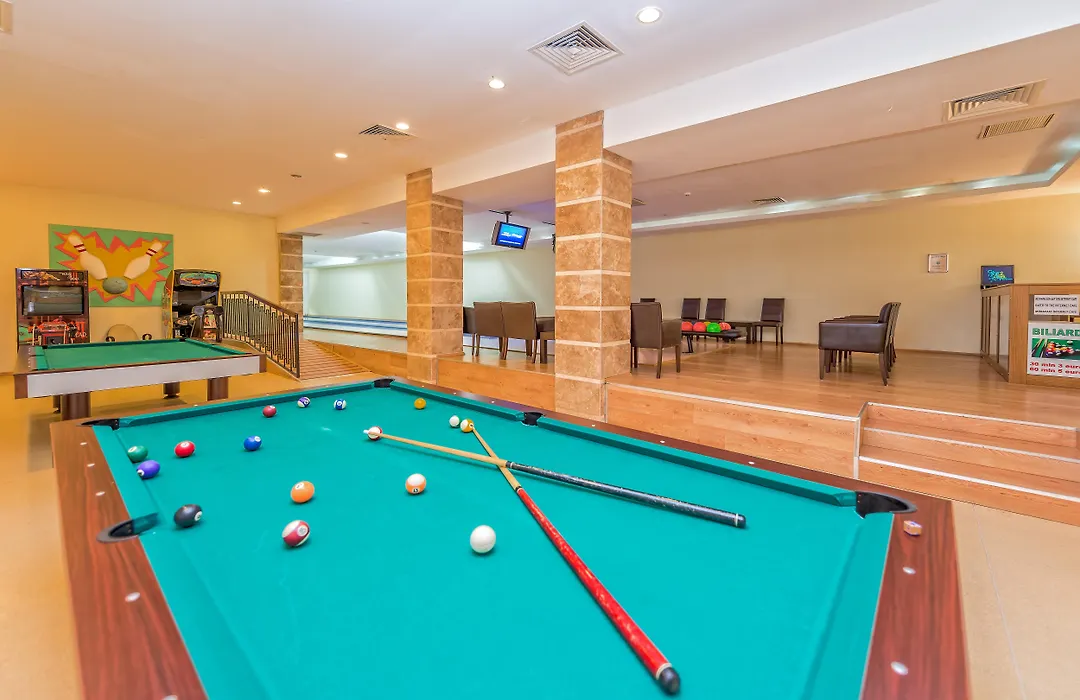 Royal Atlantis Spa & Resort-1